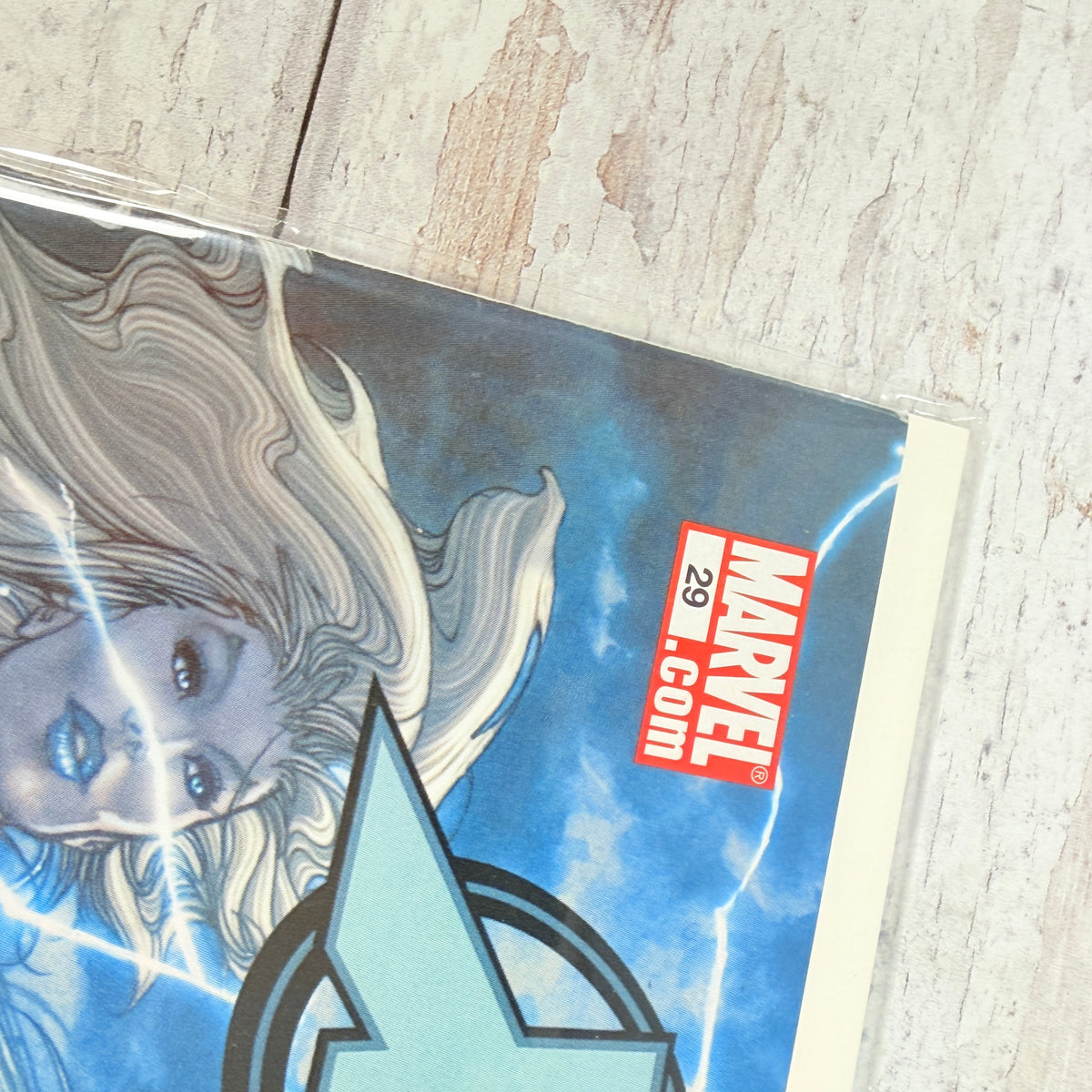 Astonishing X-Men #29 (2009): upper-left front corner and issue detail of the actual pre-owned copy.