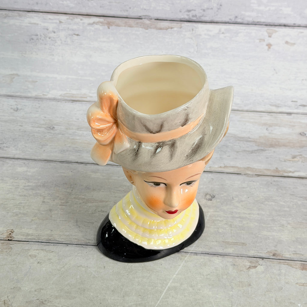 Top view of gray hat and opening
