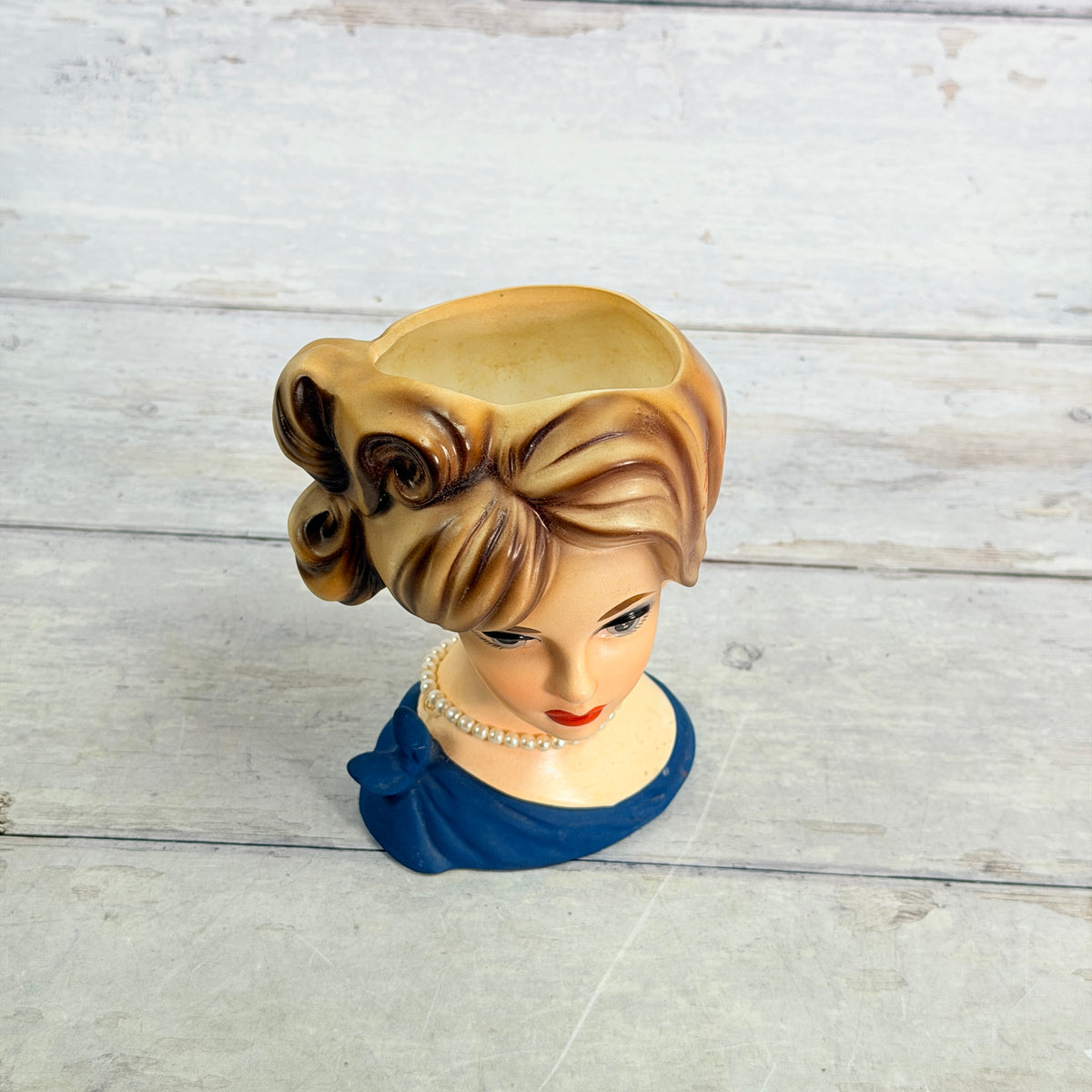 Top view of hairstyle and opening