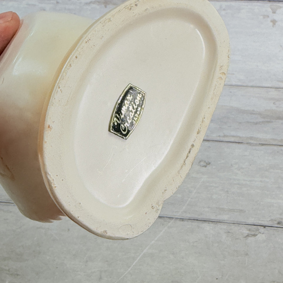 LH30 — Ucagco label and base wear