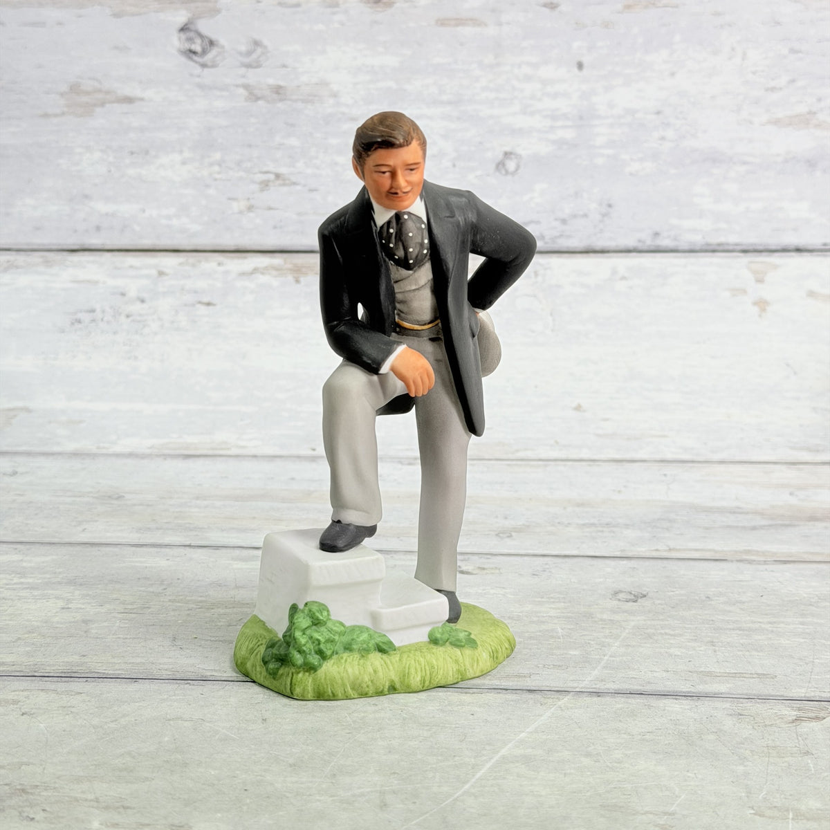 LH54 — Second front of Rhett figurine