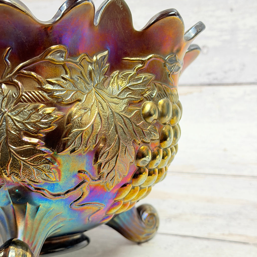 Raised grape clusters cable and veined leaves on Northwood carnival glass bowl
