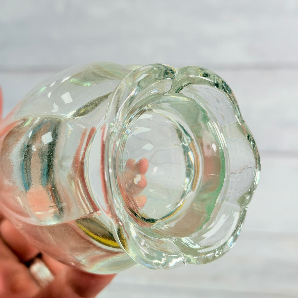 Underside of the vase base