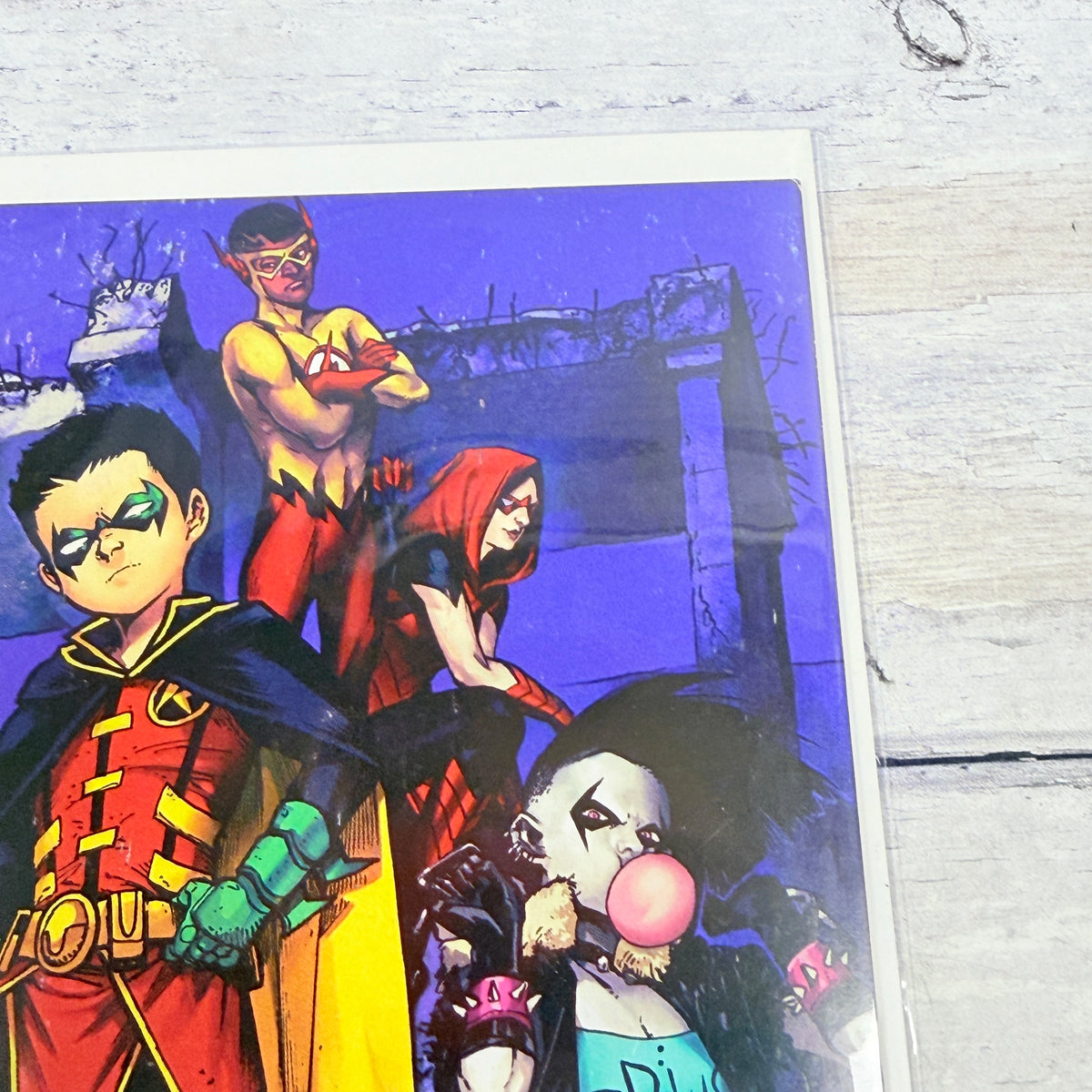 Teen Titans #20 (2018), Kamome Shirahama variant cover: upper-right front detail of the actual pre-owned copy.