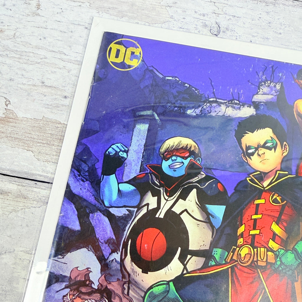 Teen Titans #20 (2018), Kamome Shirahama variant cover: upper-left front detail of the actual pre-owned copy.
