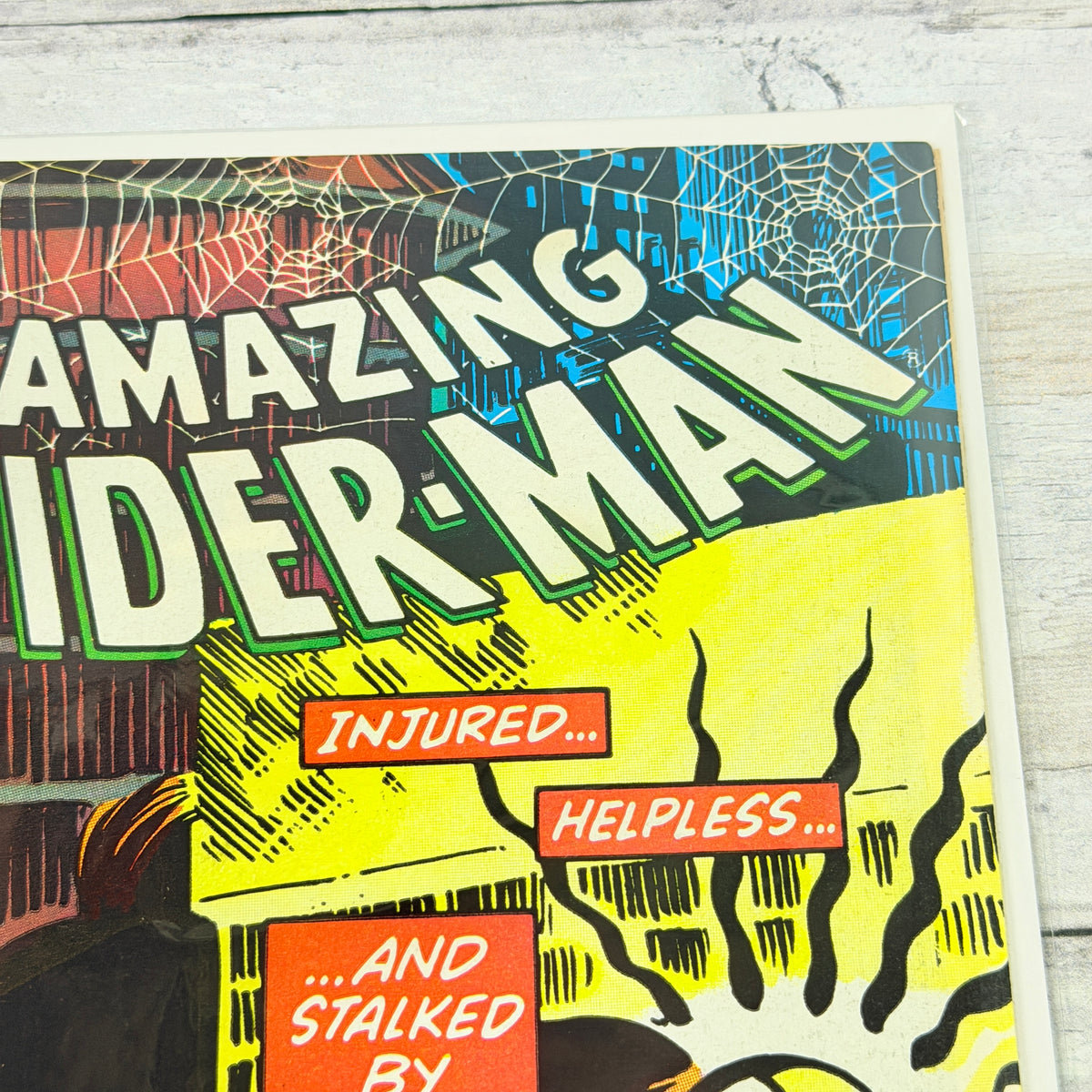 The Amazing Spider-Man #256, front_upper_right_detail