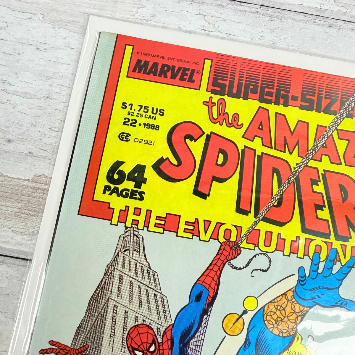 The Amazing Spider-Man Annual #22 (1988) Newsstand: upper-left front corner and issue detail of the actual pre-owned copy.