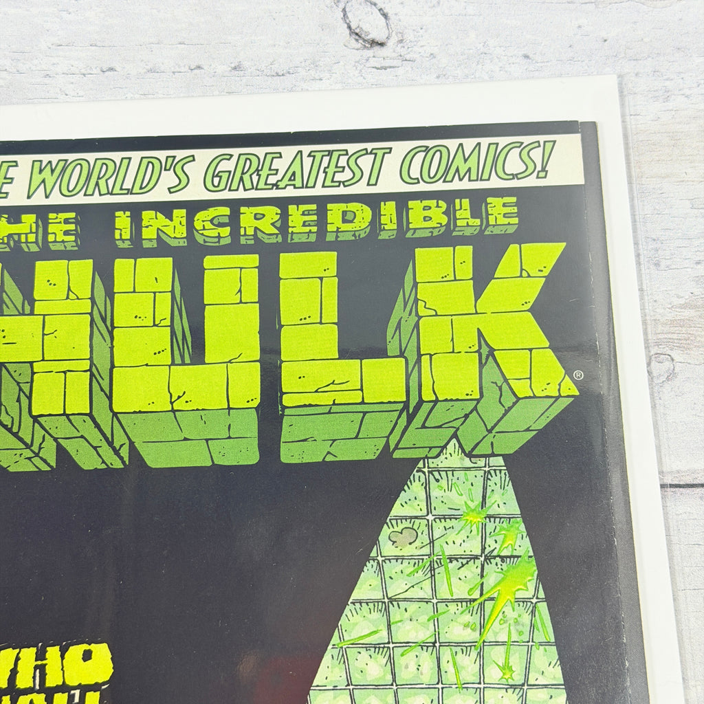 The Incredible Hulk #459, front upper-right corner/issue detail