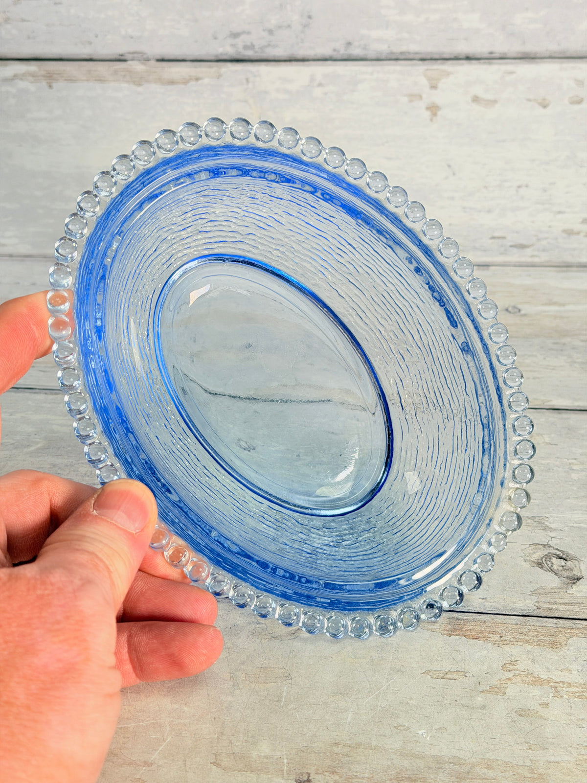 Indiana Glass Cornflower Blue Hen on Nest Covered Dish IN17
