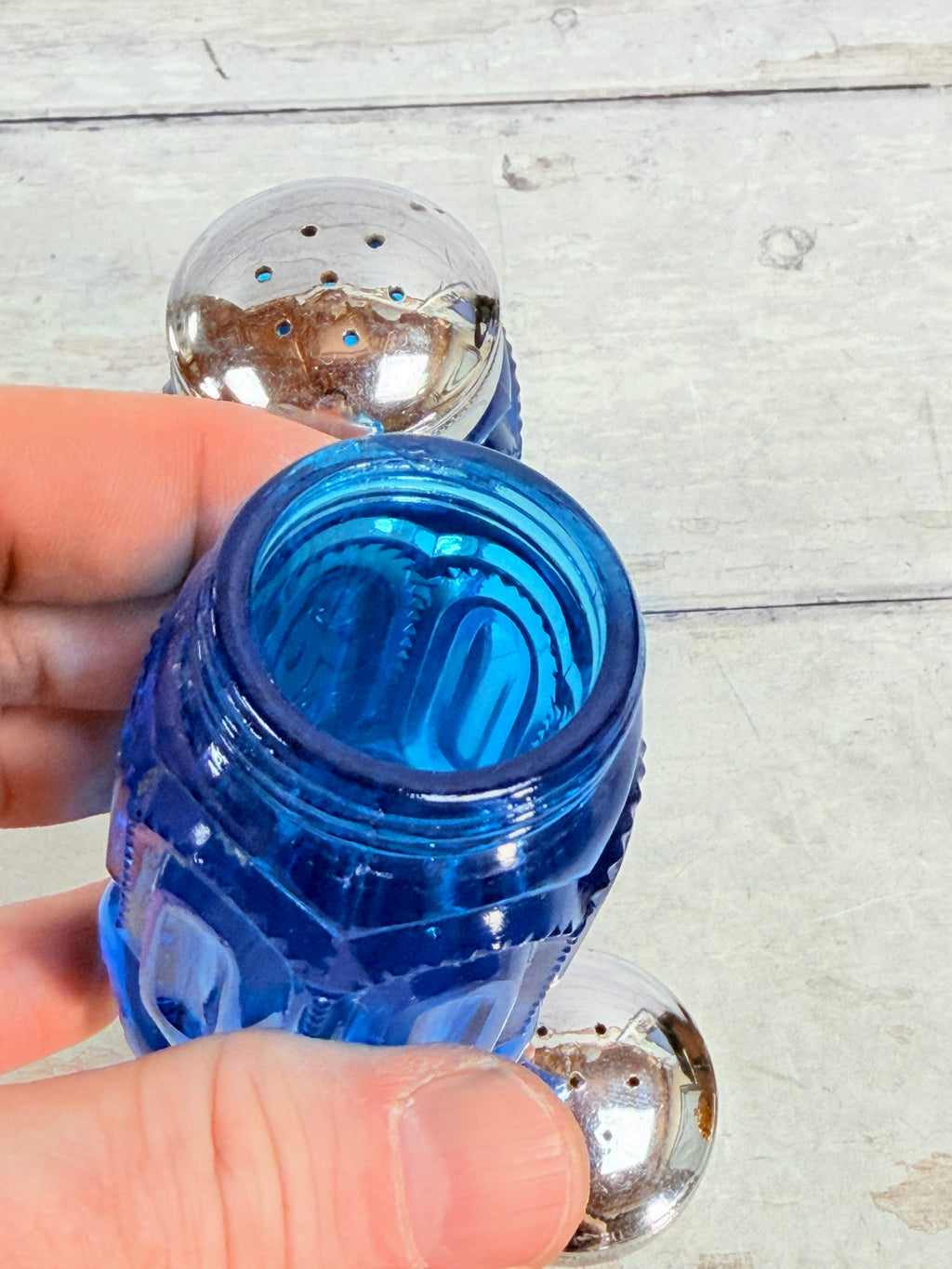 Moon & Star Colonial Blue Glass Salt & Pepper Shaker Set MN11
