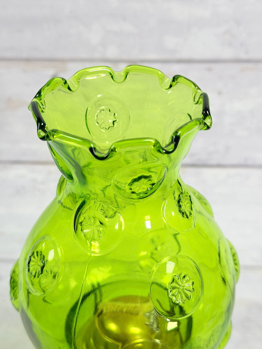 Moon & Star Green Glass Oil Lamp with Handle - Unused MN25