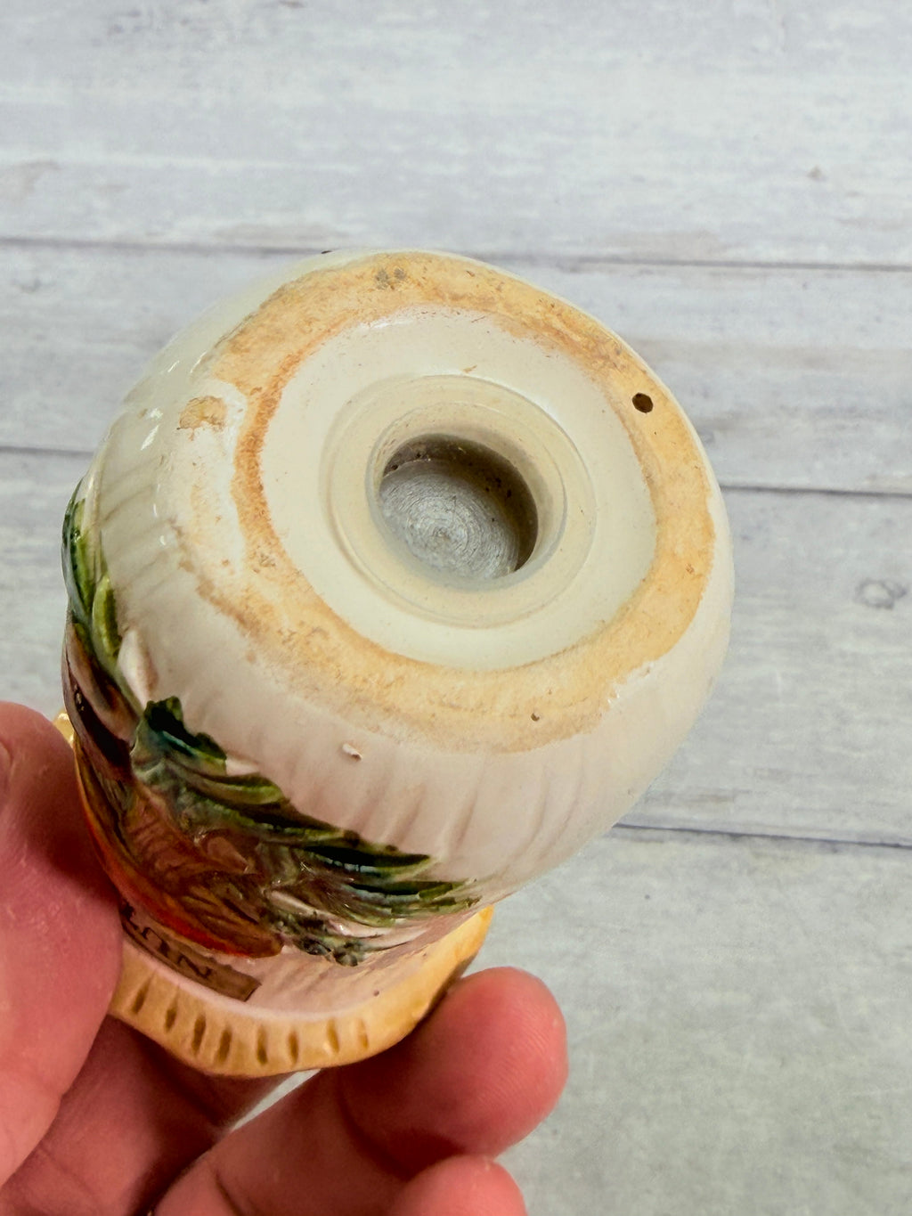 SR31. Sears Merry Mushroom Nutmeg Spice Shaker SR31