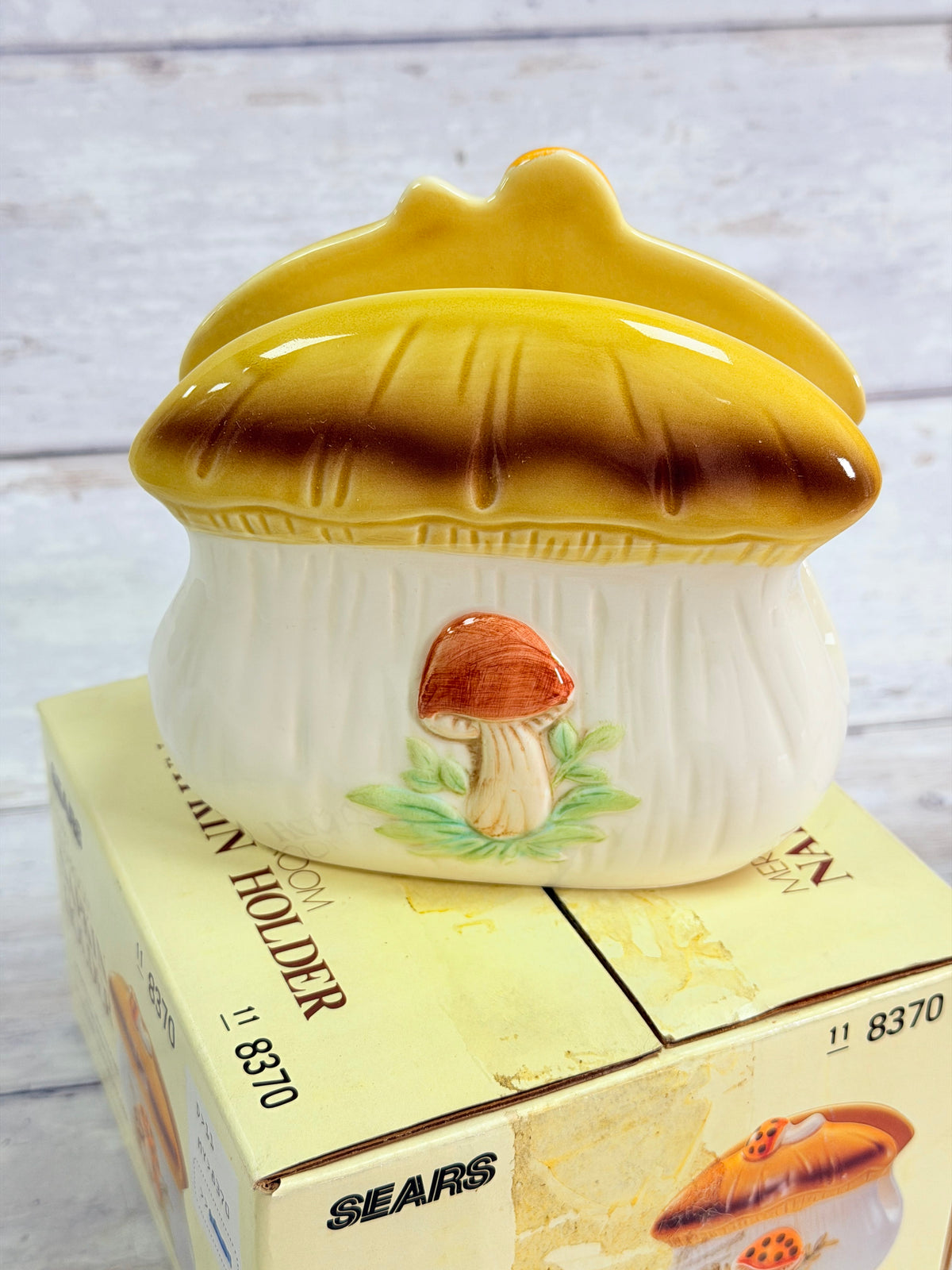 SR32 Sears Merry Mushroom Napkin Holder - New Old Stock SR32
