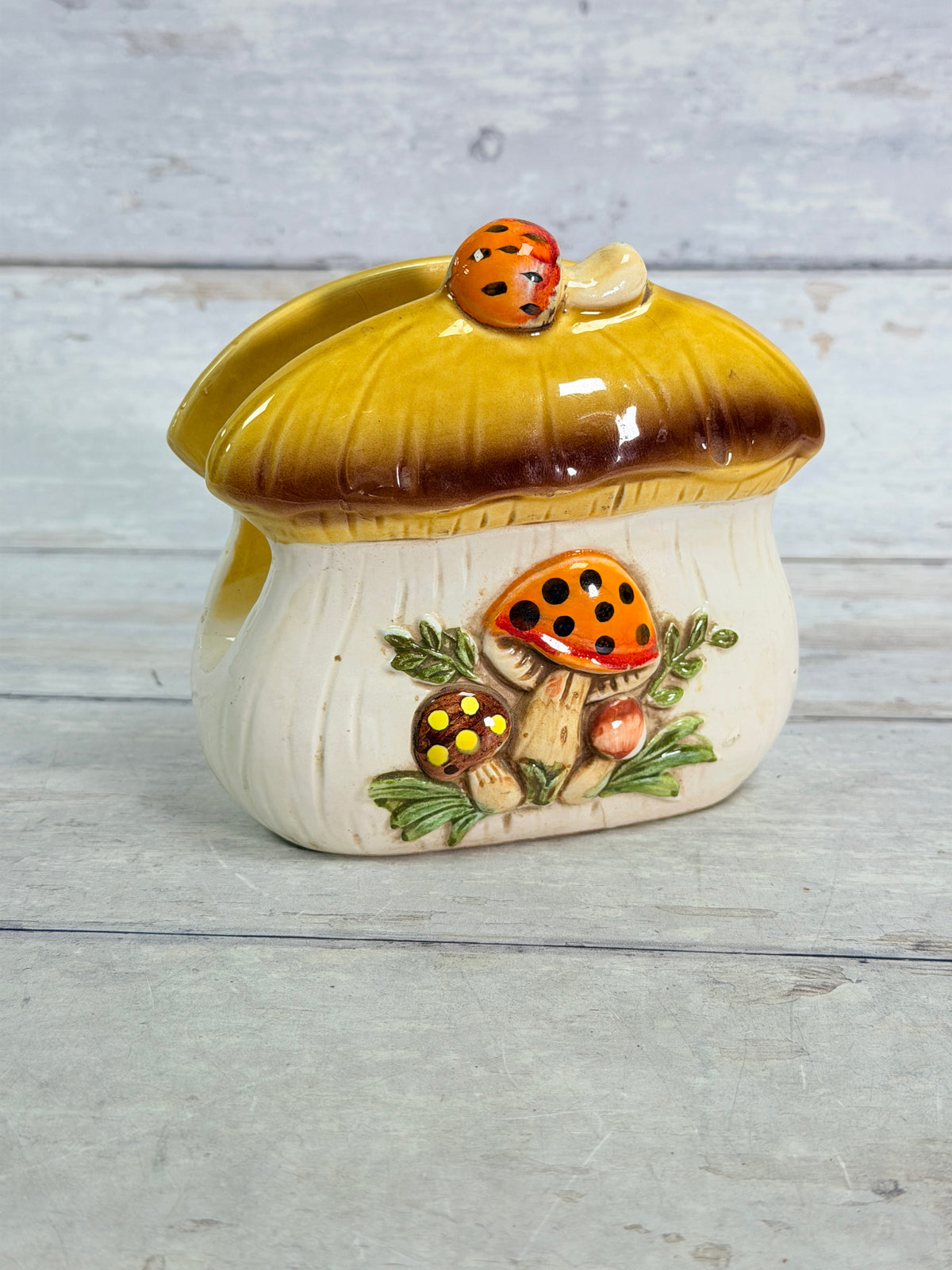 SR47. Sears Merry Mushroom Ceramic Napkin Holder – Japan – Cracked / Display Piece SR47