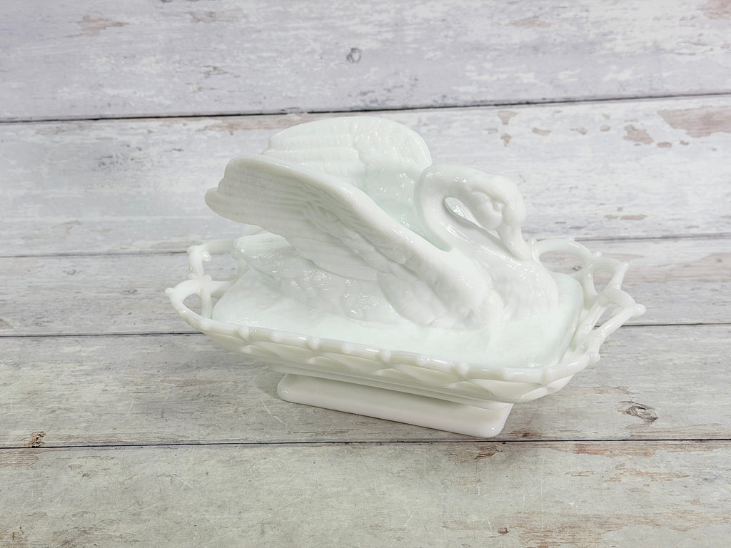 Westmoreland Milk Glass Raised Wing Swan Covered Dish on Lacy Base WG25