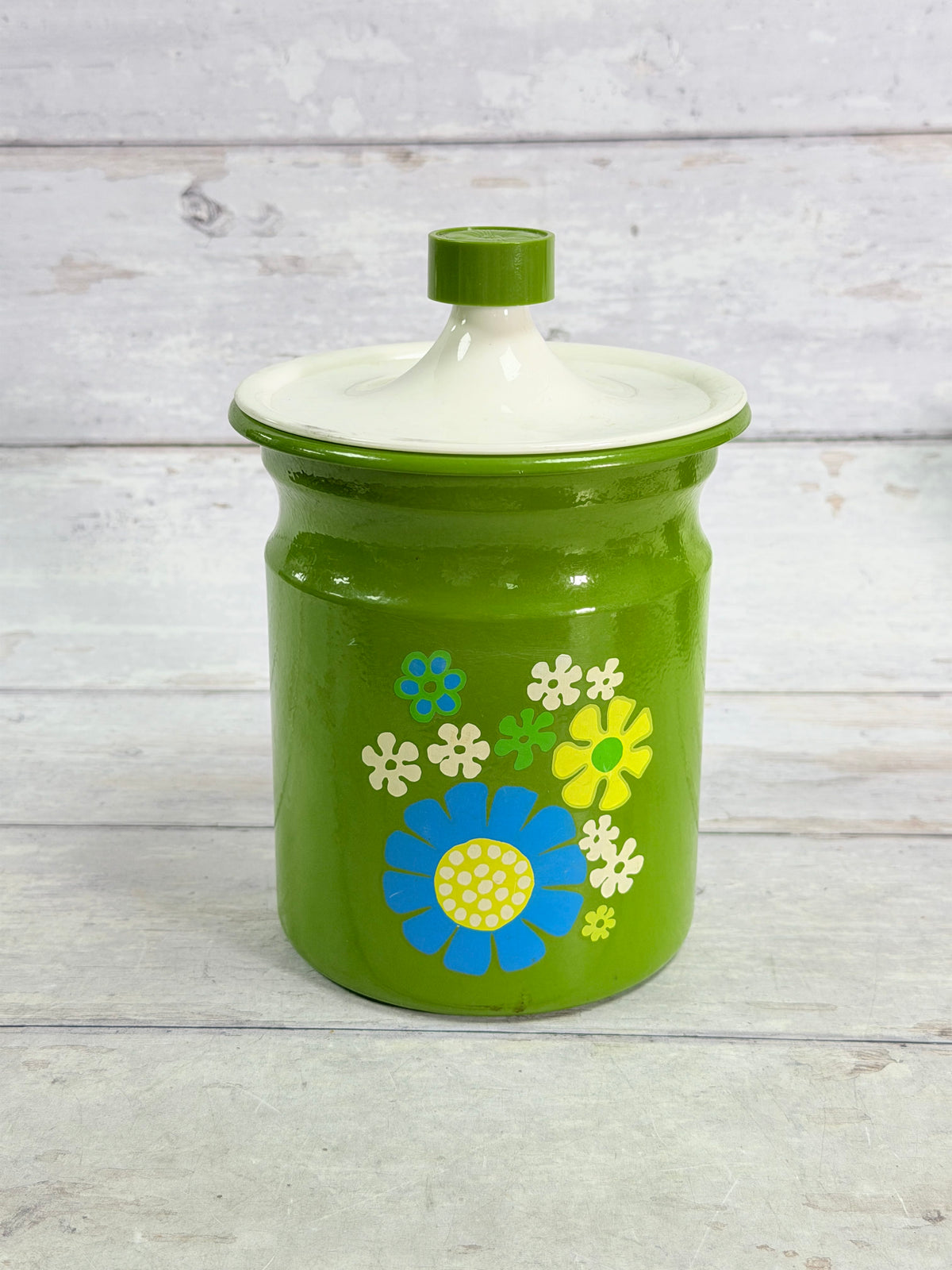 Kromex Avocado Green Floral 6 inch Canister with Lid – 1970s Flower Power Blue Daisy Z129