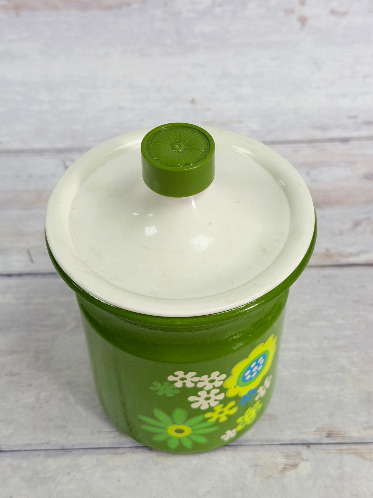 Kromex Avocado Green Floral 5 inch Kitchen Canister with Lid – 1970s Flower Power Z130