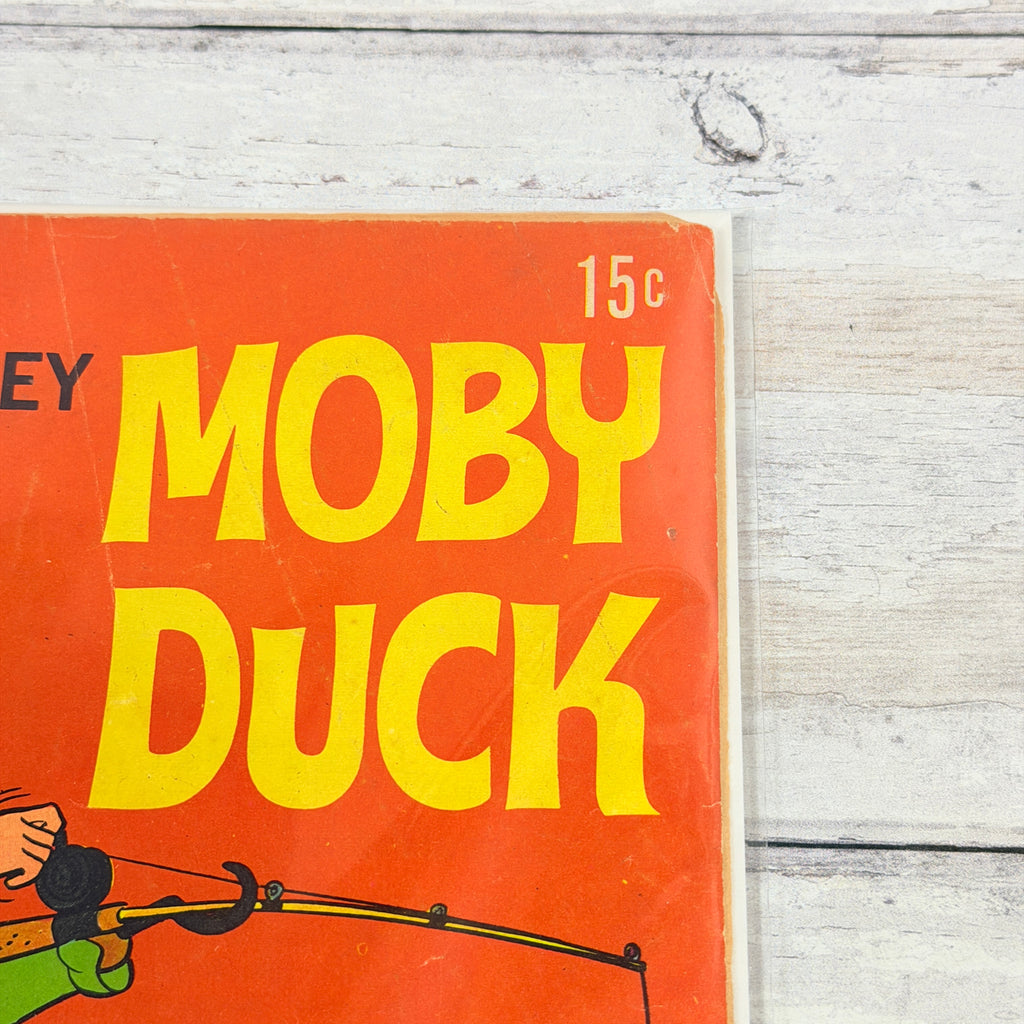 Walt Disney Moby Duck #5, front_upper_right_detail