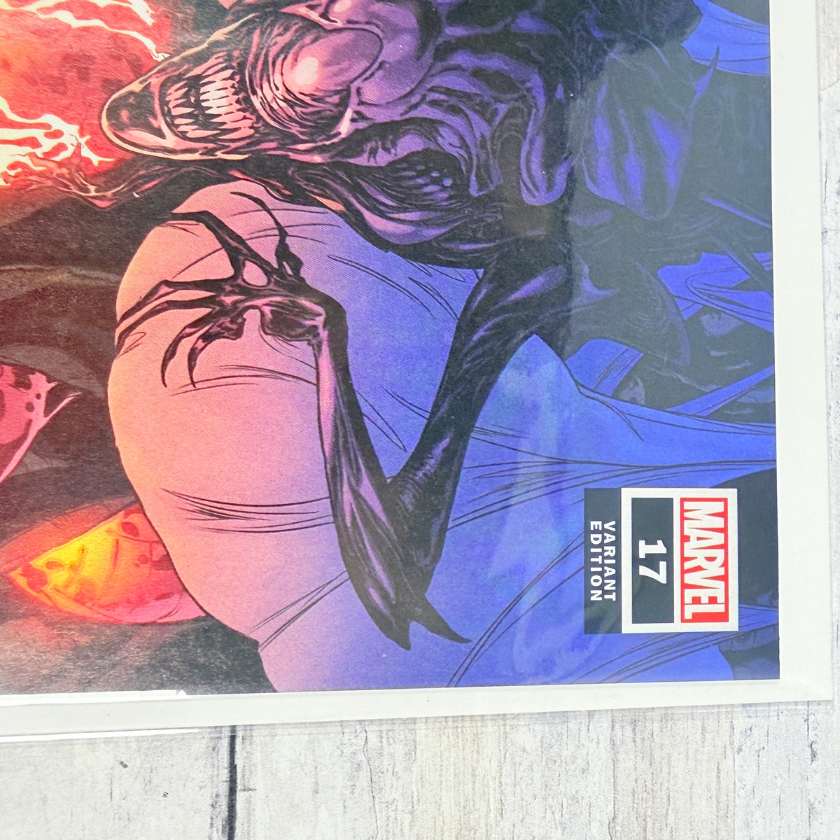 X-Men #17 (2021), Russell Dauterman Marvel vs. Alien variant: upper-right front detail of the actual pre-owned copy.